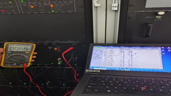 欧洲领空拉响警报：神秘电子攻击笼罩多国航班同时失联